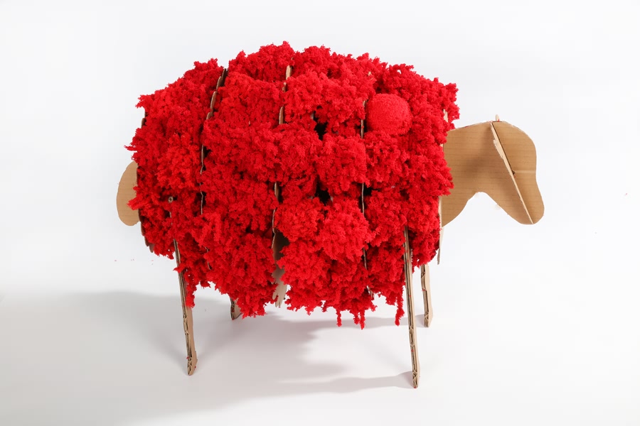 创意橱窗道具摆件红样羊