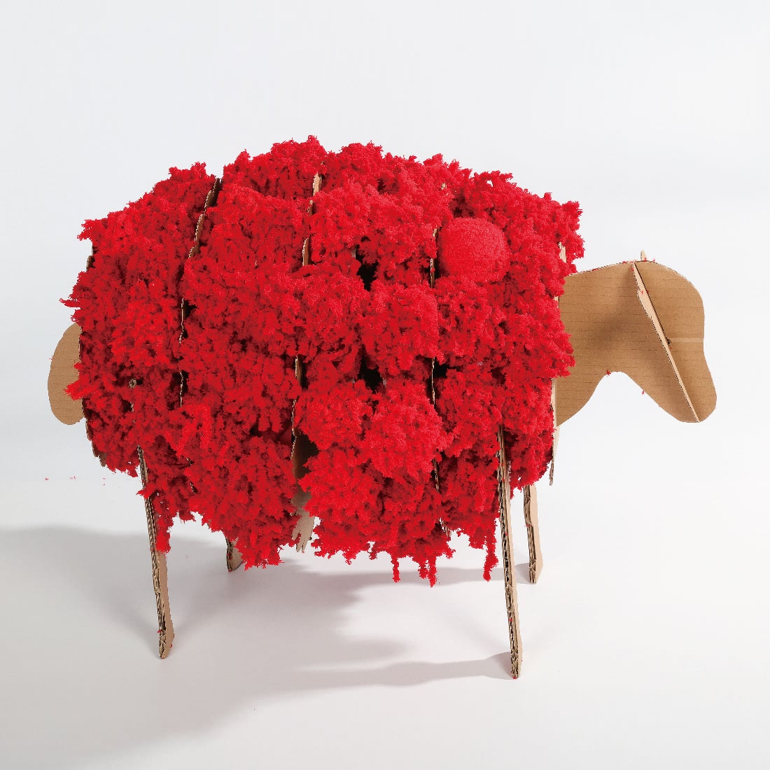 创意橱窗道具摆件红样羊